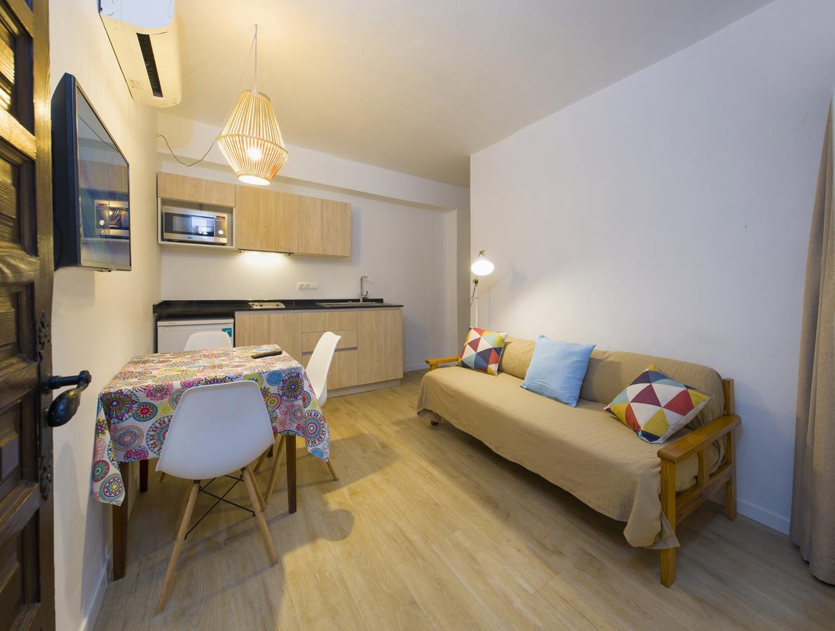 Cana Rita Apartamentos ซานอันโตนิโอ ภายนอก รูปภาพ